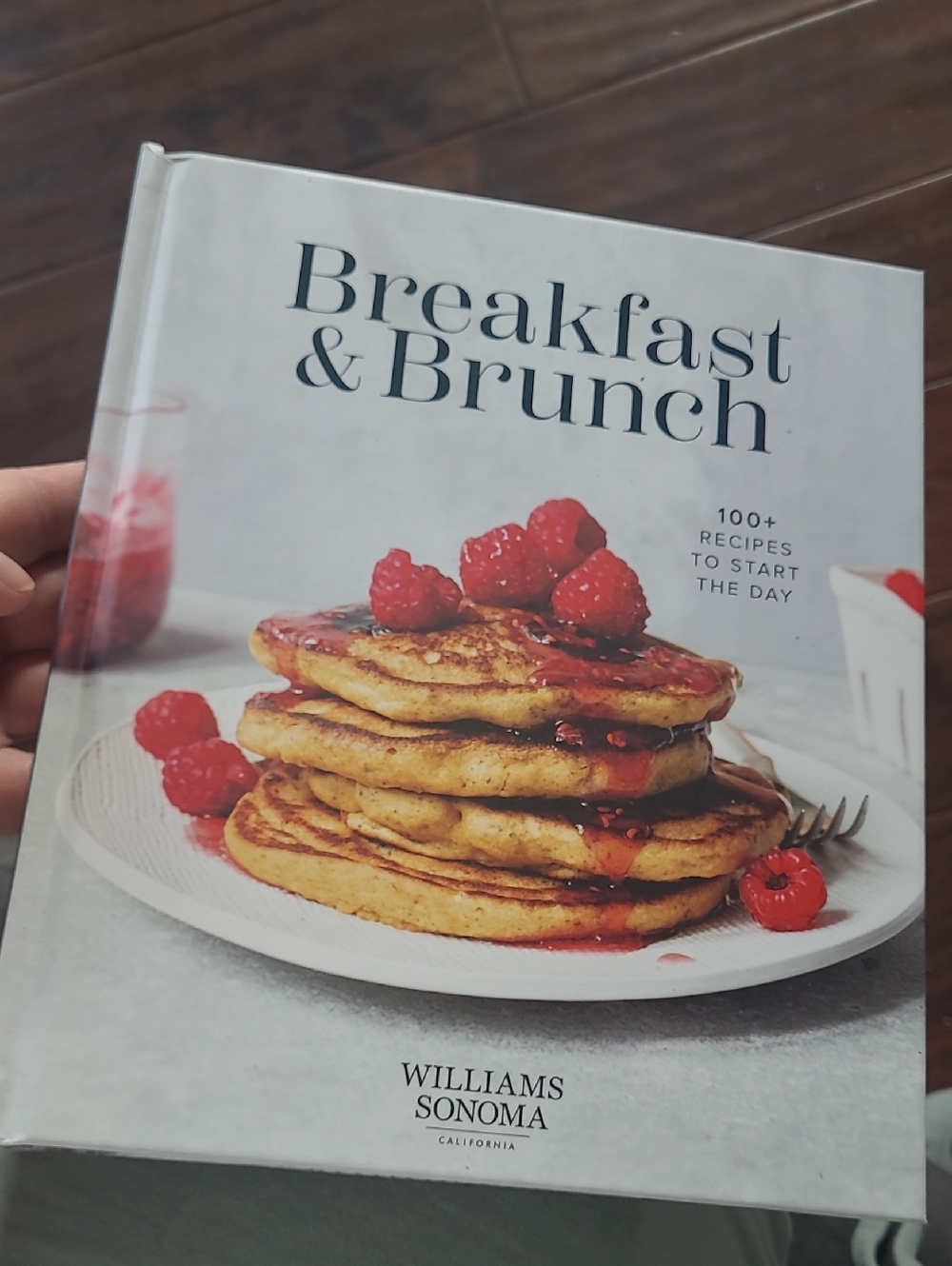 Williams Sonoma Breakfast & Brunch Cookbook - White and Red Cover